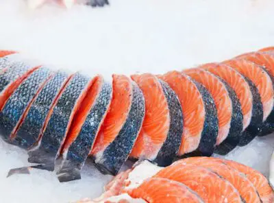 Should you store raw fish in a refrigerator?