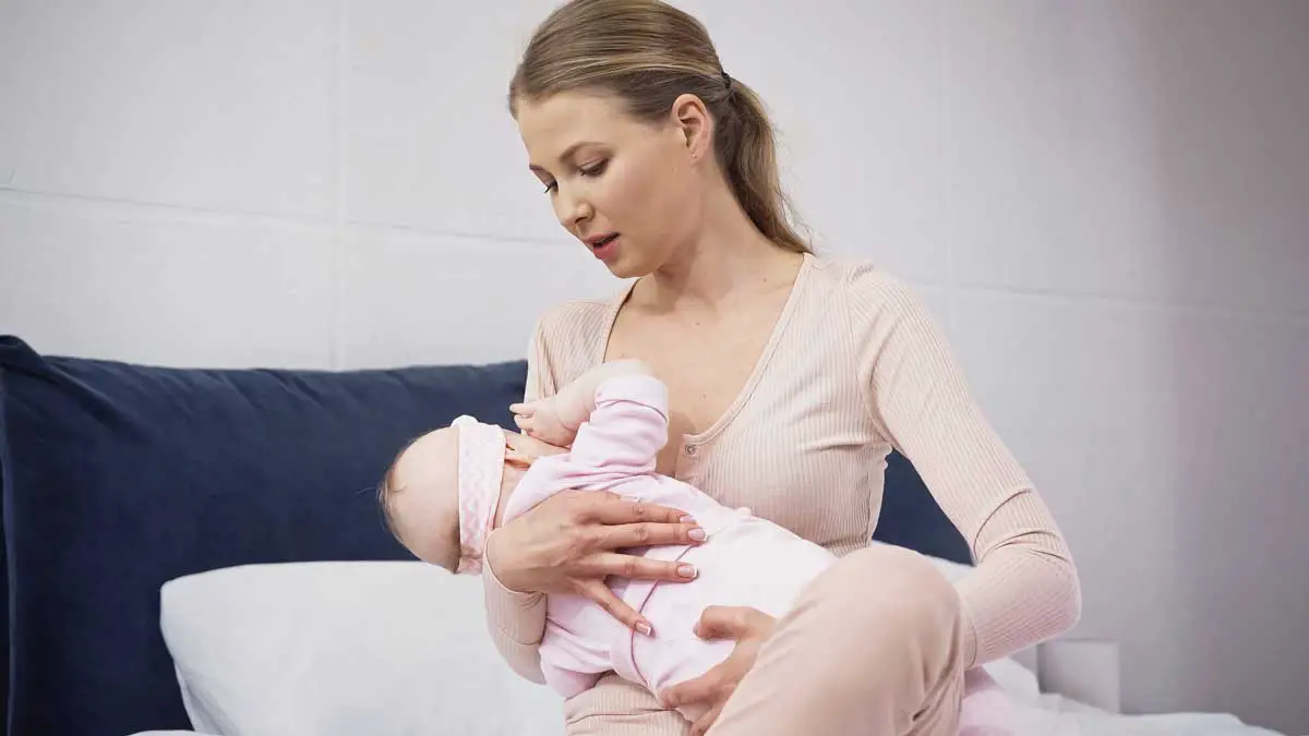 How to Handle Warmed Breast Milk Safely