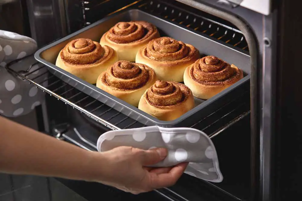 How To Properly Store Cinnabons